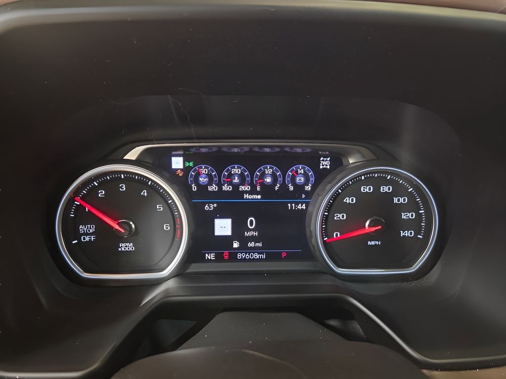 Used 2021 Chevrolet Suburban High Country image 15