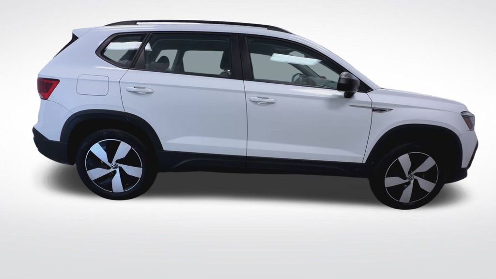 Used 2024 Volkswagen Taos S image 9