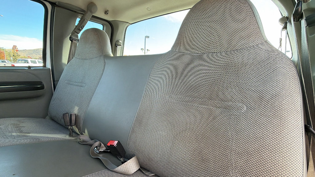 Used 2006 Ford F350 XL AWD/4WD image 11