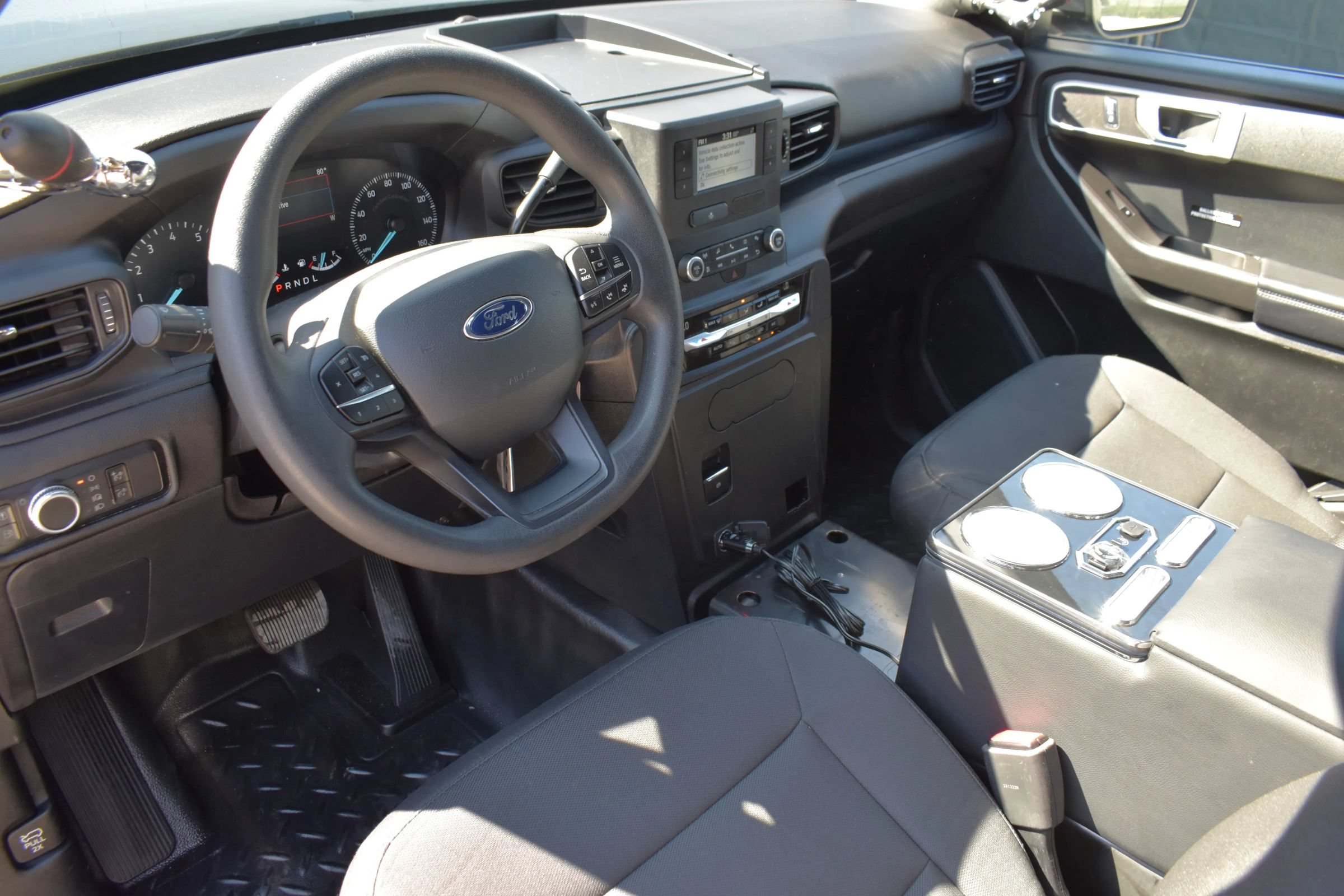 Used 2023 Ford Explorer 4WD Police Interceptor image 3