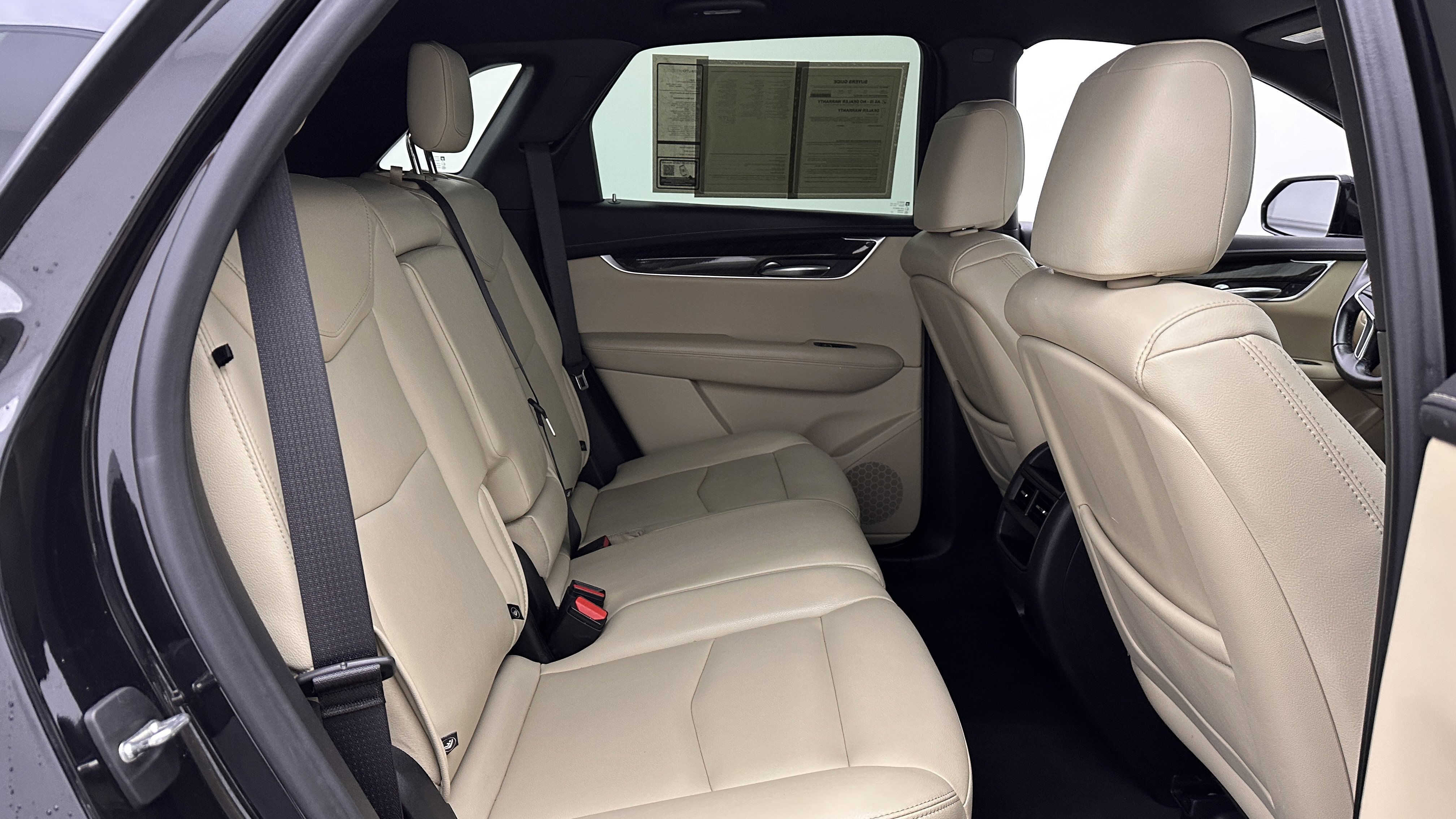 Used 2019 Cadillac XT5 FWD image 32