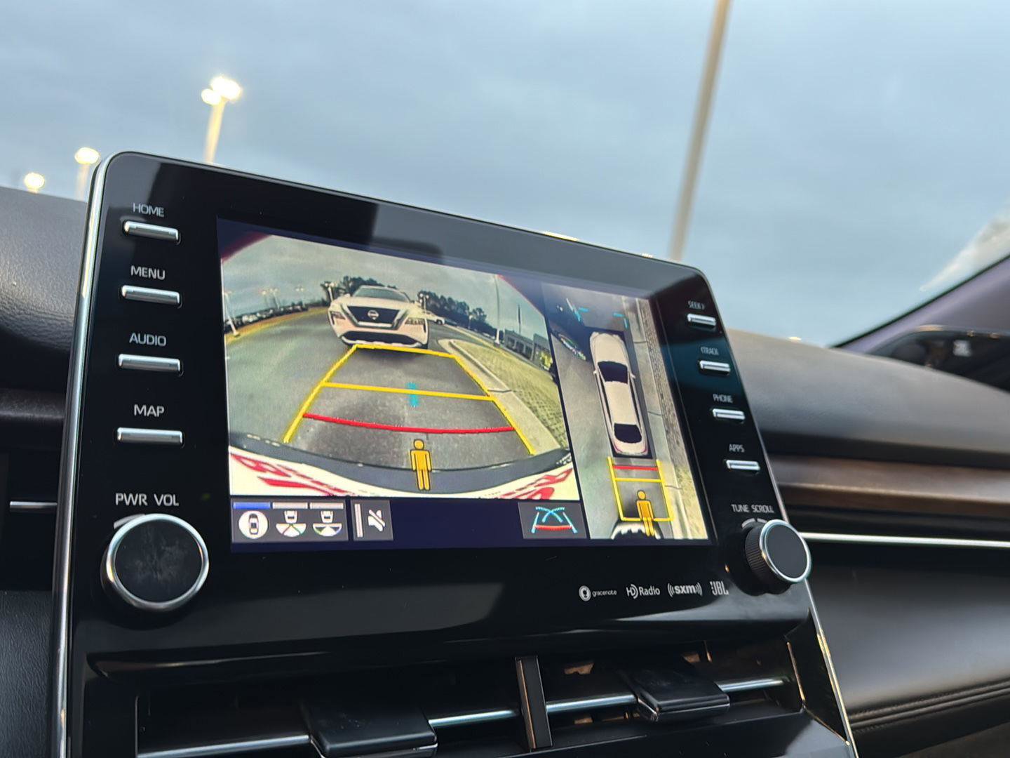 Certified 2022 Toyota Avalon Limited w/ Advanced Safety Package image 24