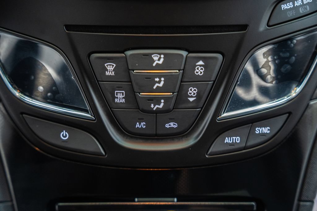 Used 2017 Buick Regal GS FWD image 26