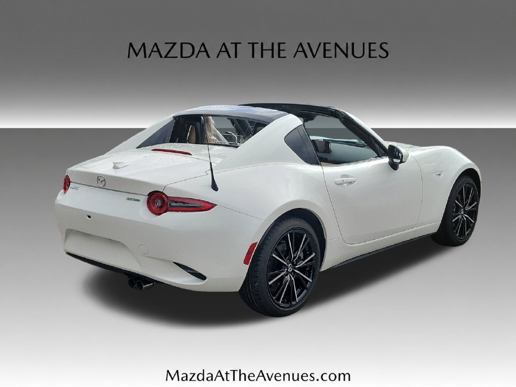 New 2026 MAZDA MX-5 Miata RF Grand Touring RWD image 4