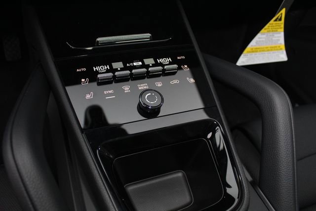 New 2026 Porsche Cayenne image 16