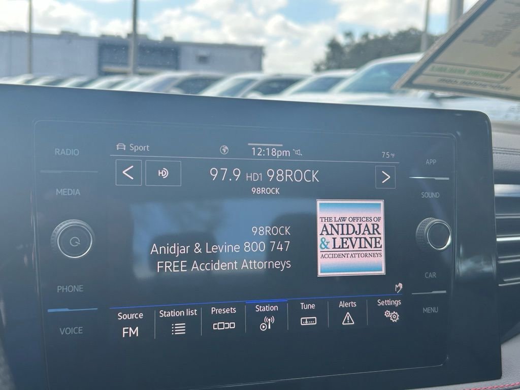 Certified 2025 Volkswagen Jetta GLI Autobahn image 13