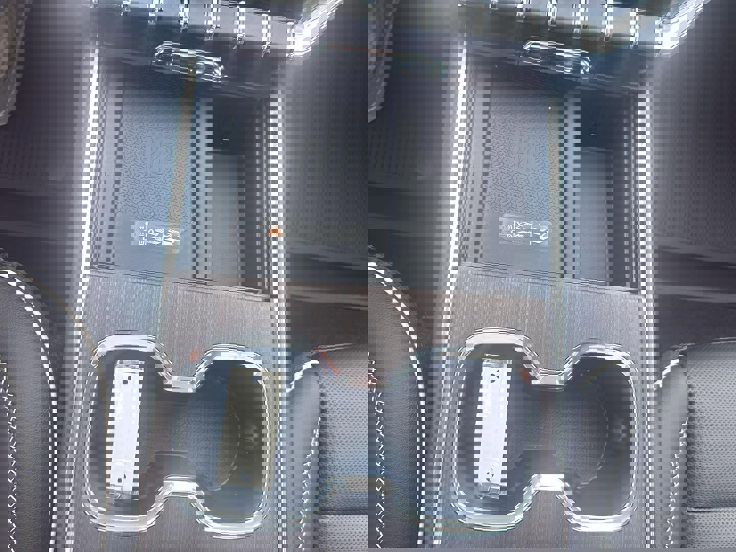 New 2026 GMC Acadia Denali w/ Super Cruise Package image 27