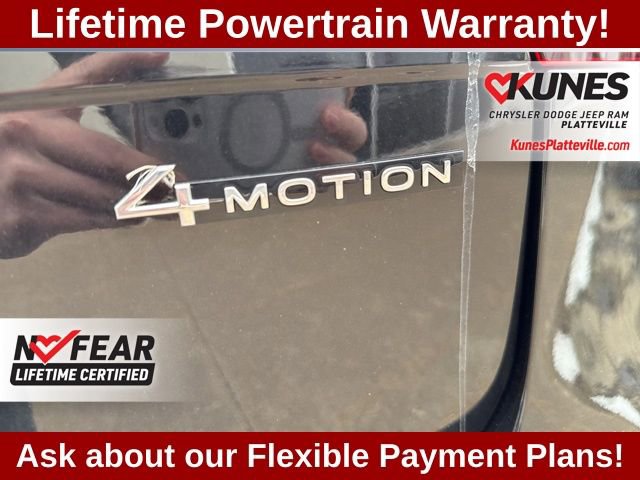 Used 2022 Volkswagen Tiguan SE w/ Panoramic Sunroof Package image 15