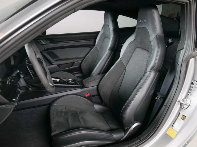 Certified 2025 Porsche 911 Carrera 4 GTS AWD/4WD image 5