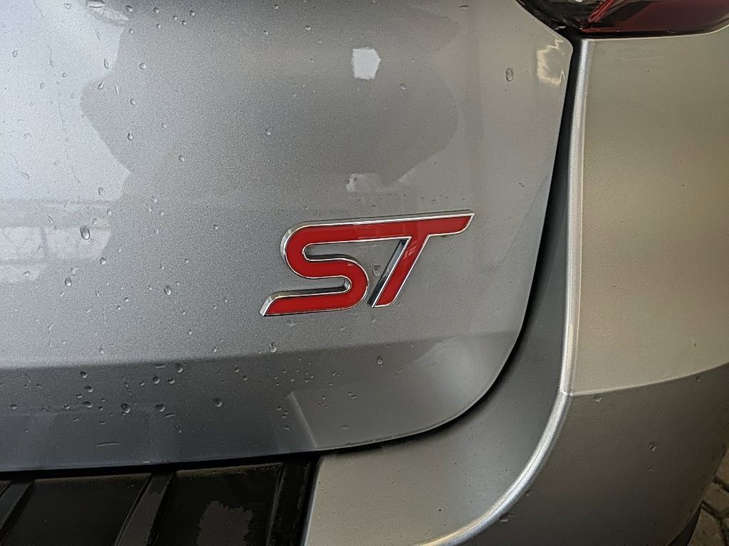 Certified 2022 Ford Explorer ST w/ Equipment Group 401A AWD/4WD image 8