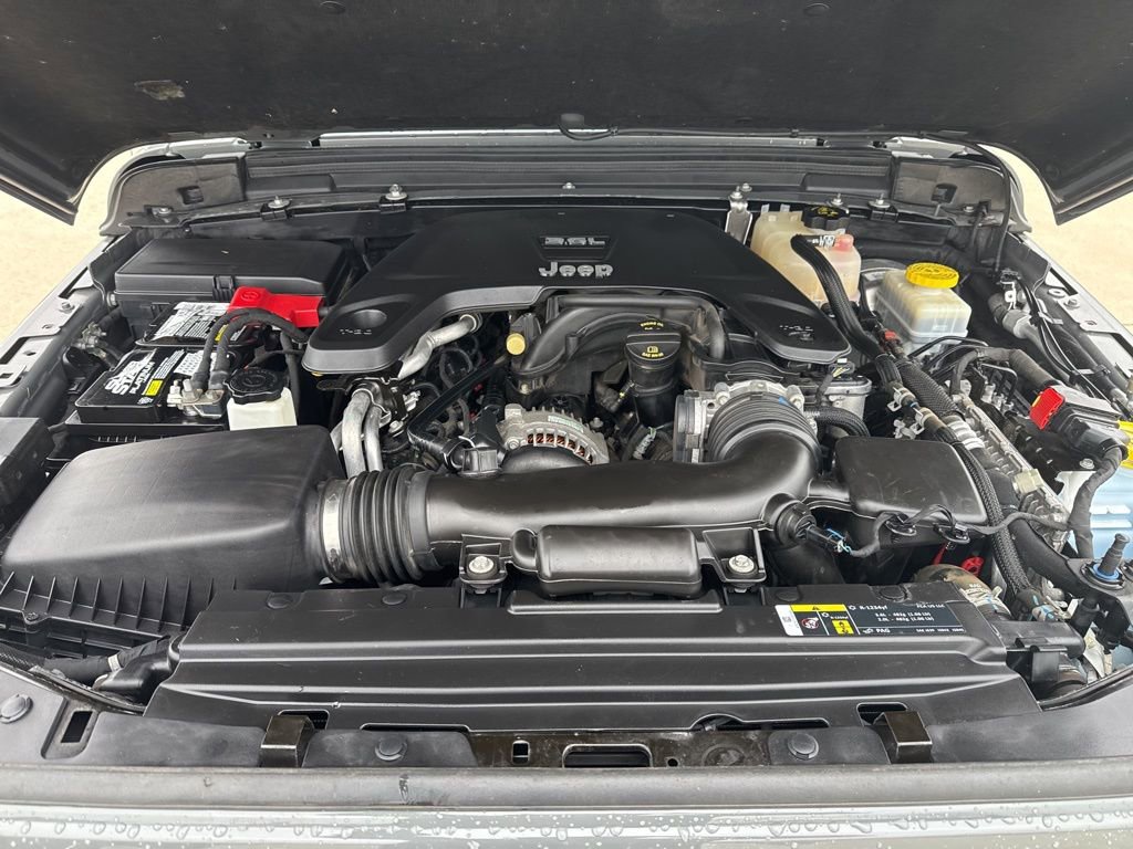 Used 2018 Jeep Wrangler Unlimited Sport S image 23