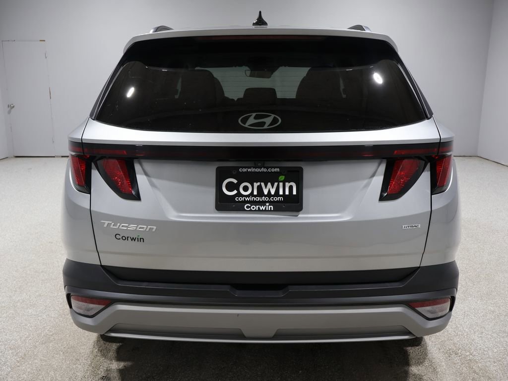 Used 2025 Hyundai Tucson SEL image 3