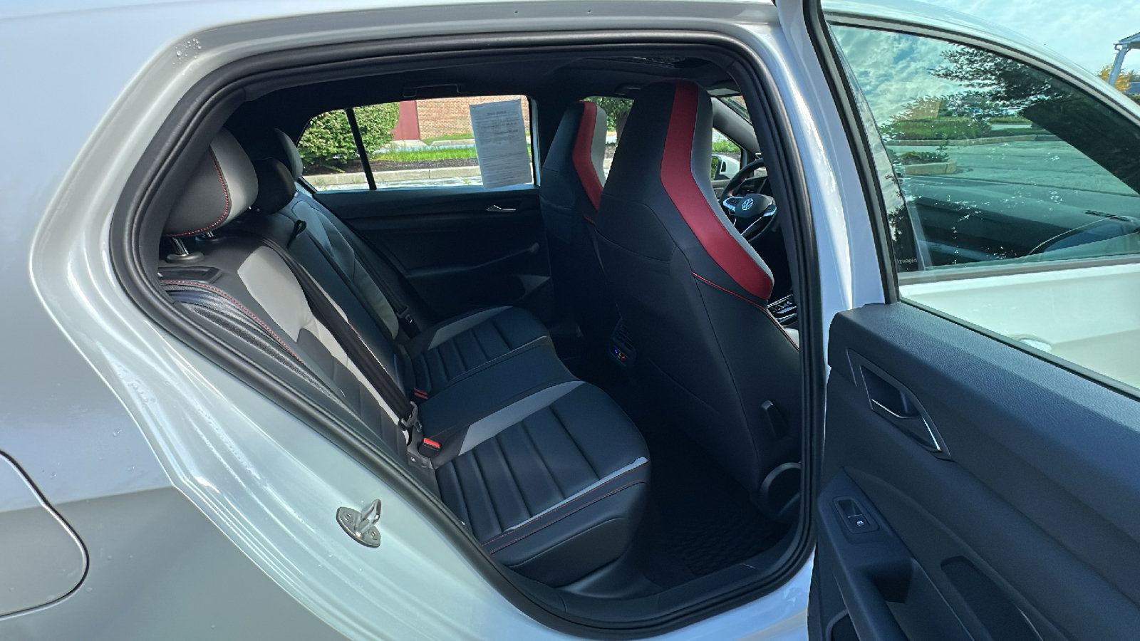Used 2025 Volkswagen GTI Autobahn FWD image 25