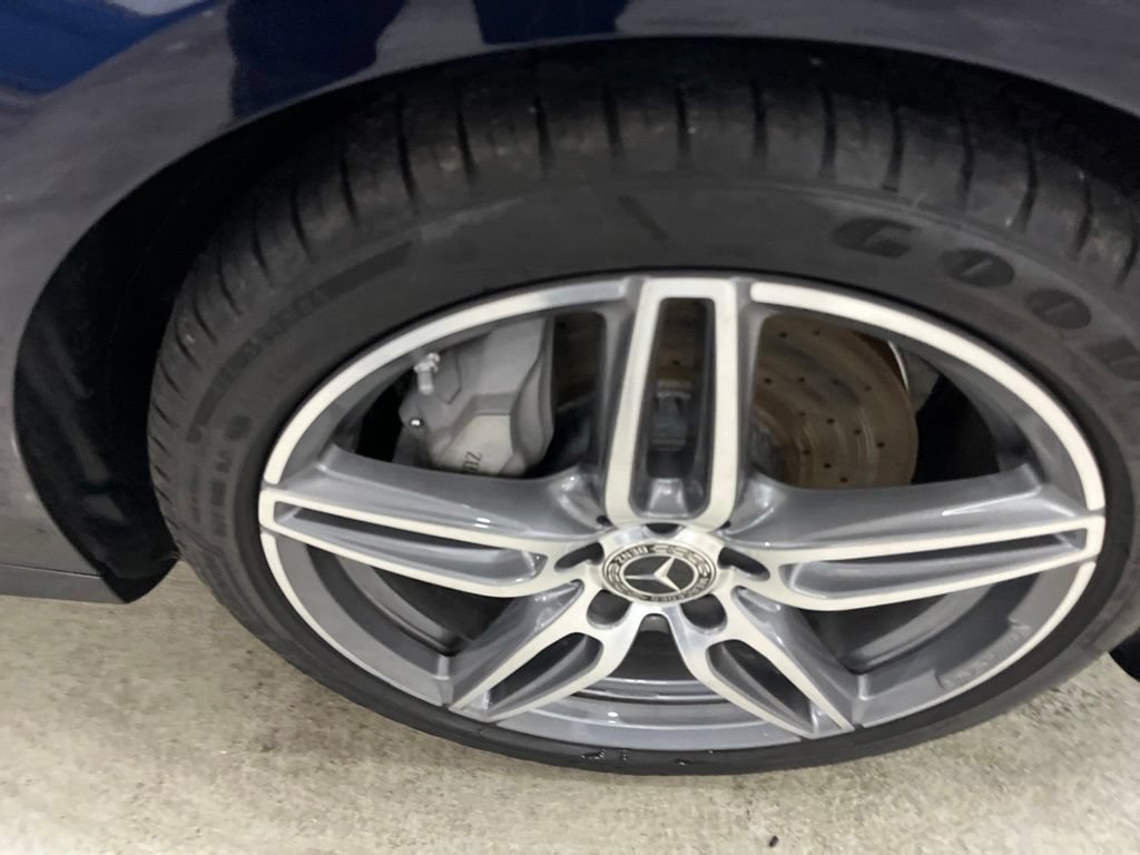 Used 2018 Mercedes-Benz E 300 4MATIC image 36