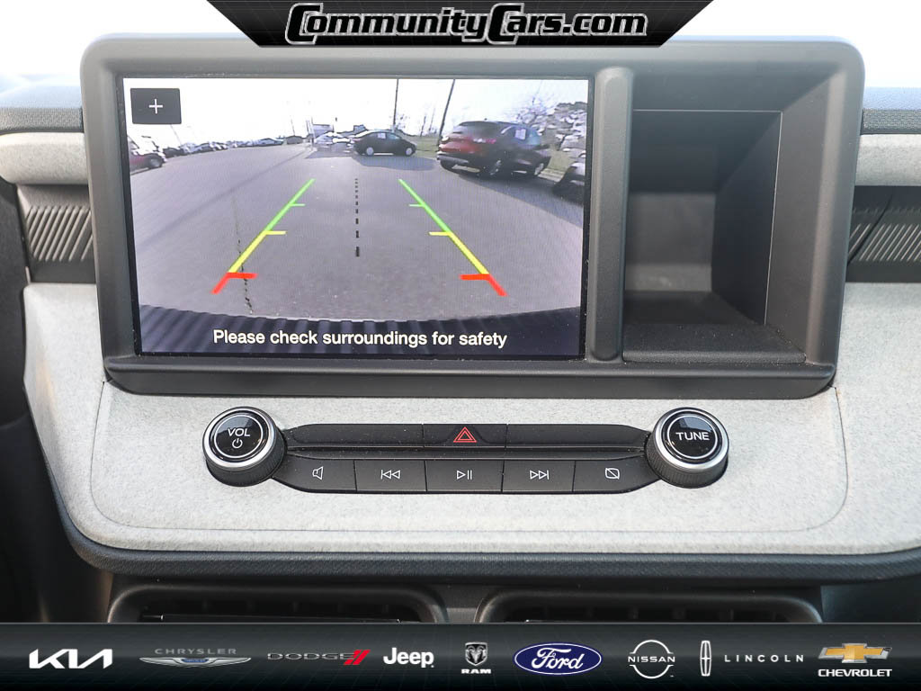 Used 2023 Ford Maverick XLT image 18