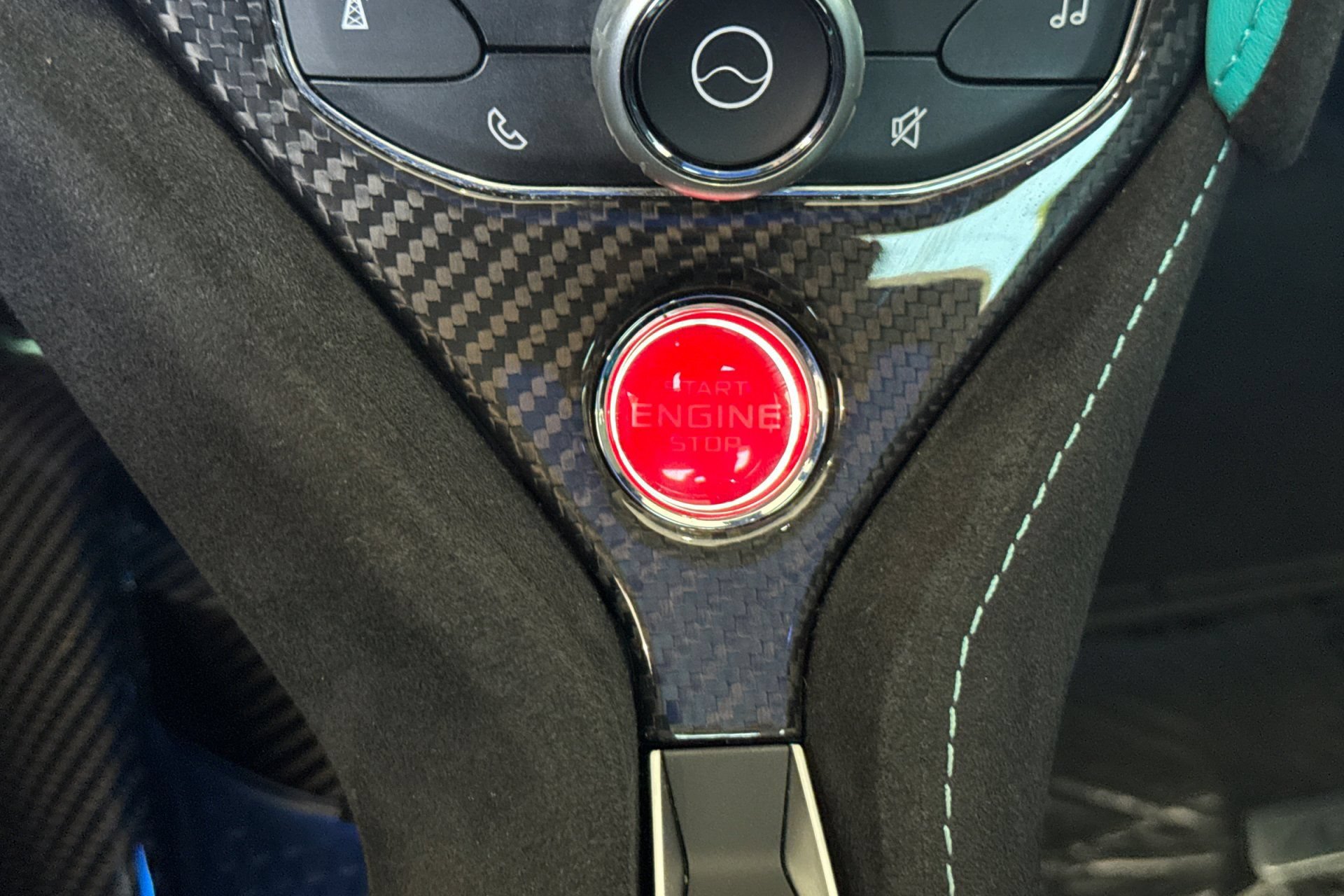 Used 2022 McLaren 765LT RWD image 26