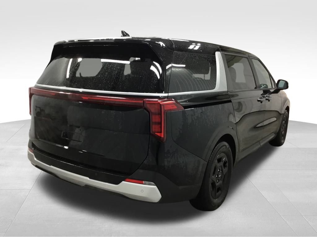 Used 2025 Kia Carnival image 14