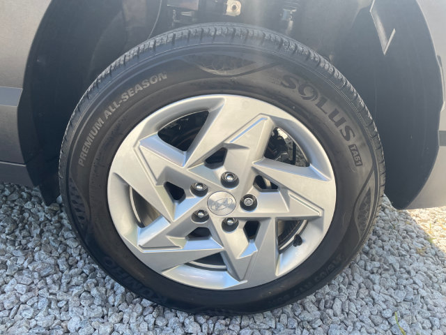 Used 2025 Hyundai Kona SE AWD/4WD image 18