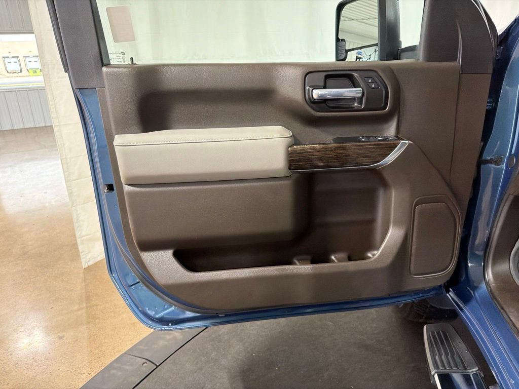 Certified 2024 GMC Sierra 3500 SLE w/ SLE Convenience Package AWD/4WD image 4