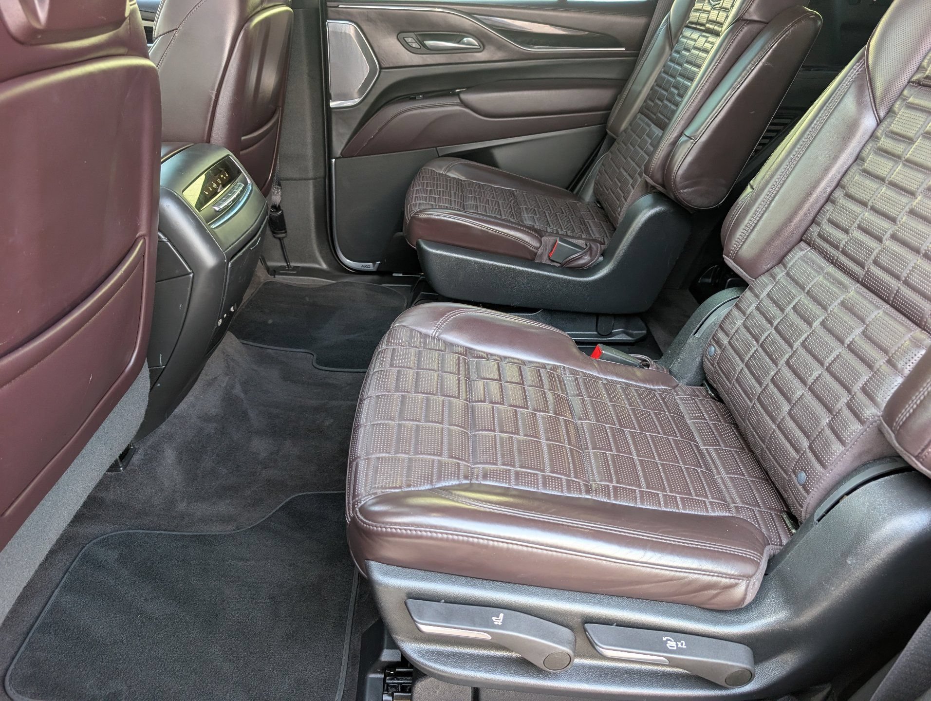 Certified 2023 Cadillac Escalade Sport Platinum AWD/4WD image 17