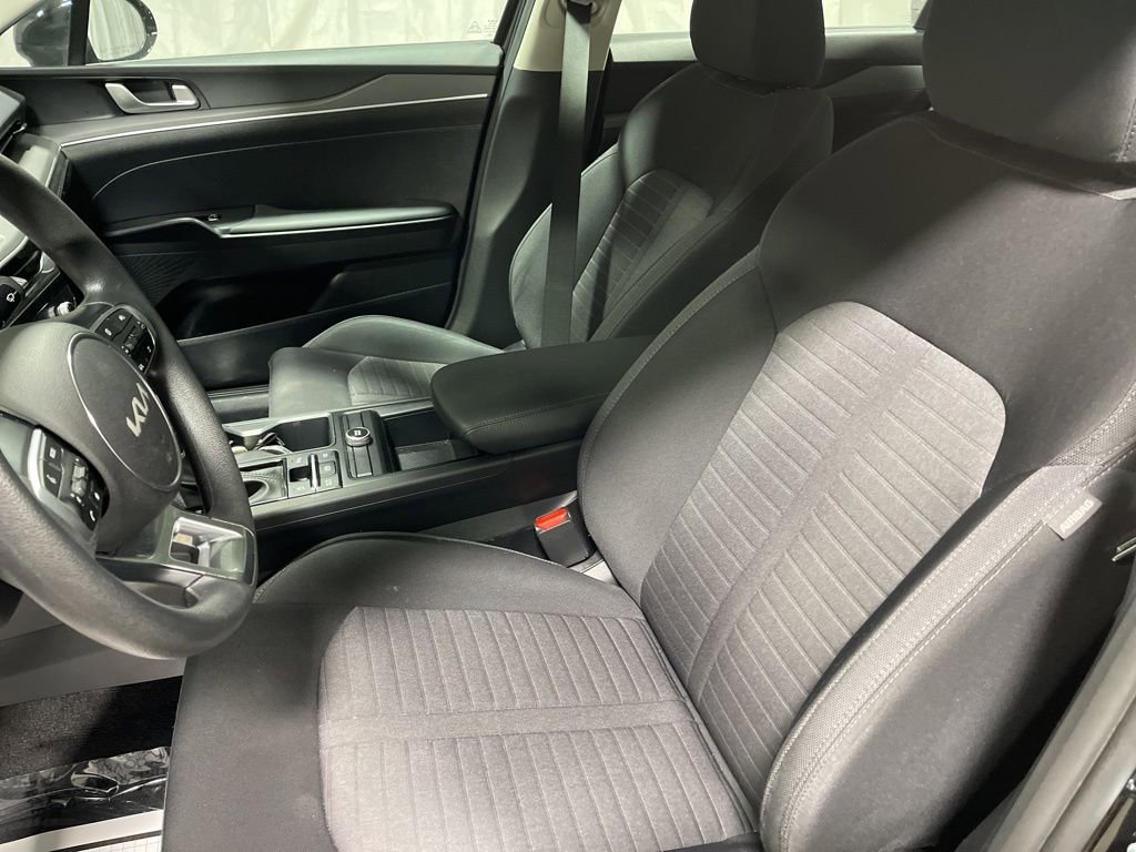 Used 2025 Kia K5 LXS FWD image 18