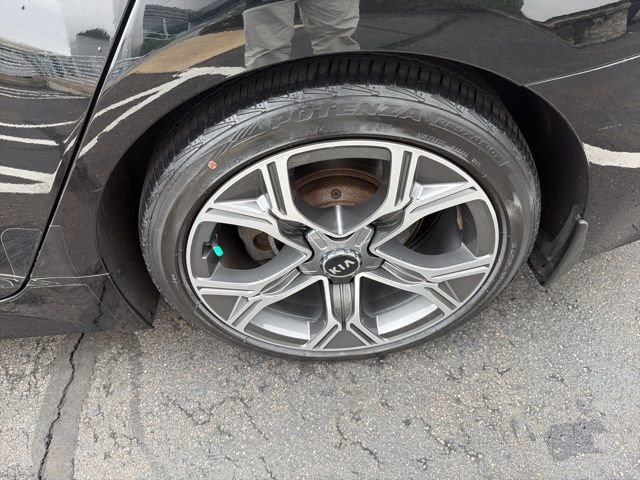 Used 2020 Kia Stinger GT-Line w/ Sun & Sound Package image 30