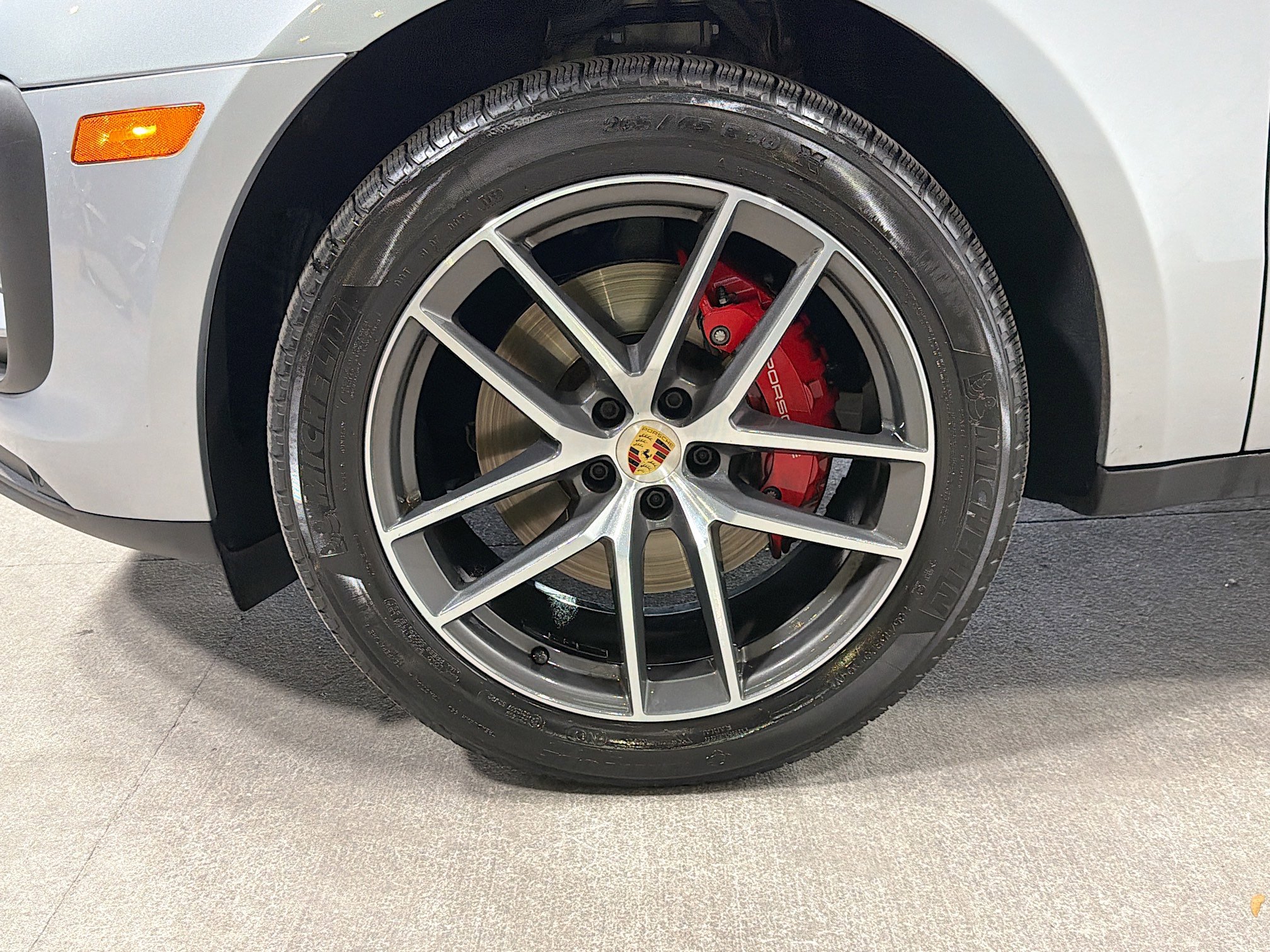 Certified 2022 Porsche Macan S AWD/4WD image 42
