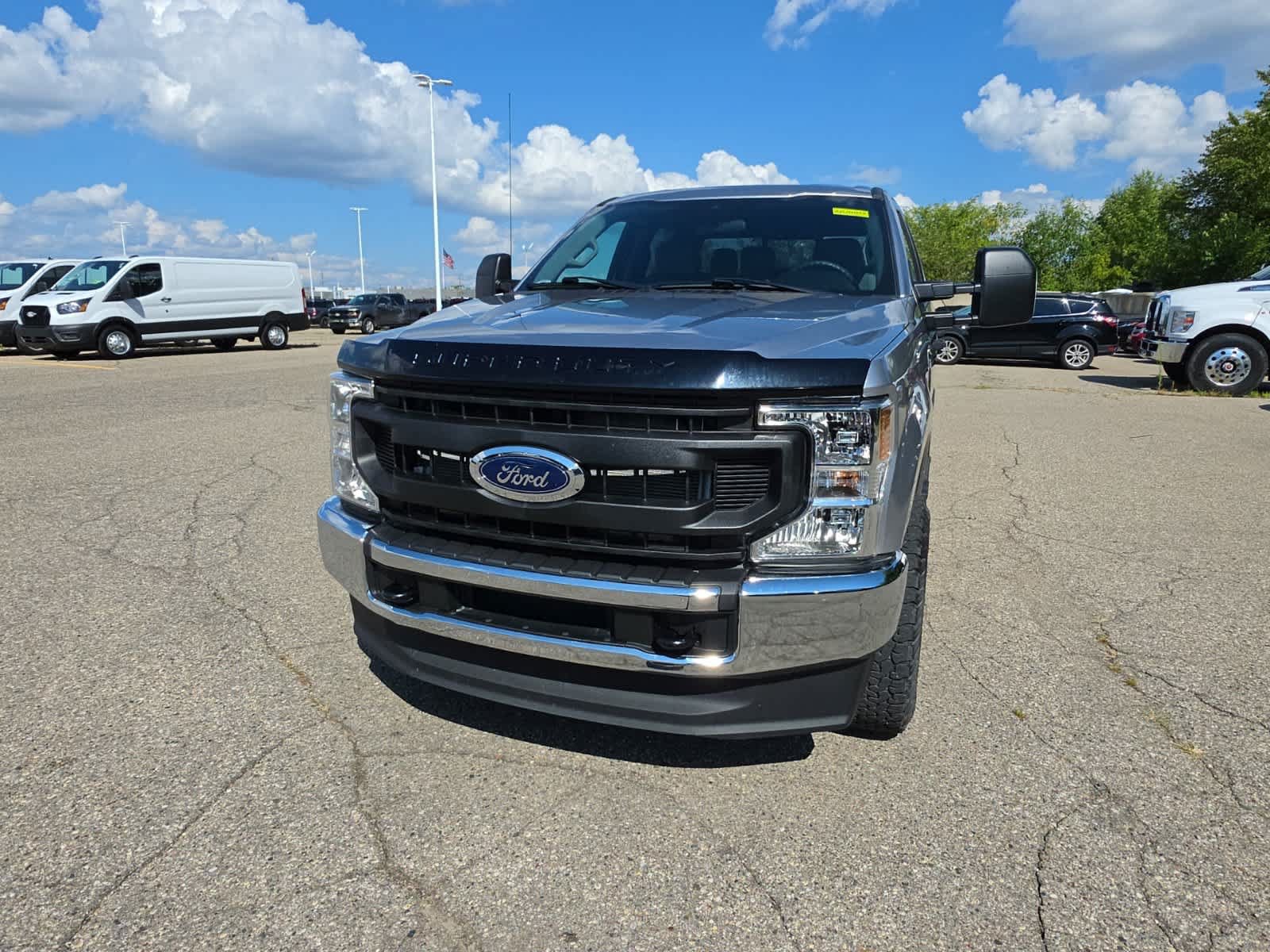 Used 2021 Ford F250 XL AWD/4WD image 2
