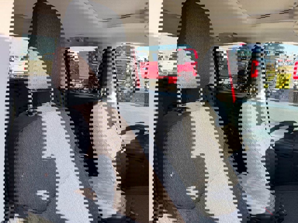 New 2025 Ford Maverick XLT w/ XLT Luxury Package image 17