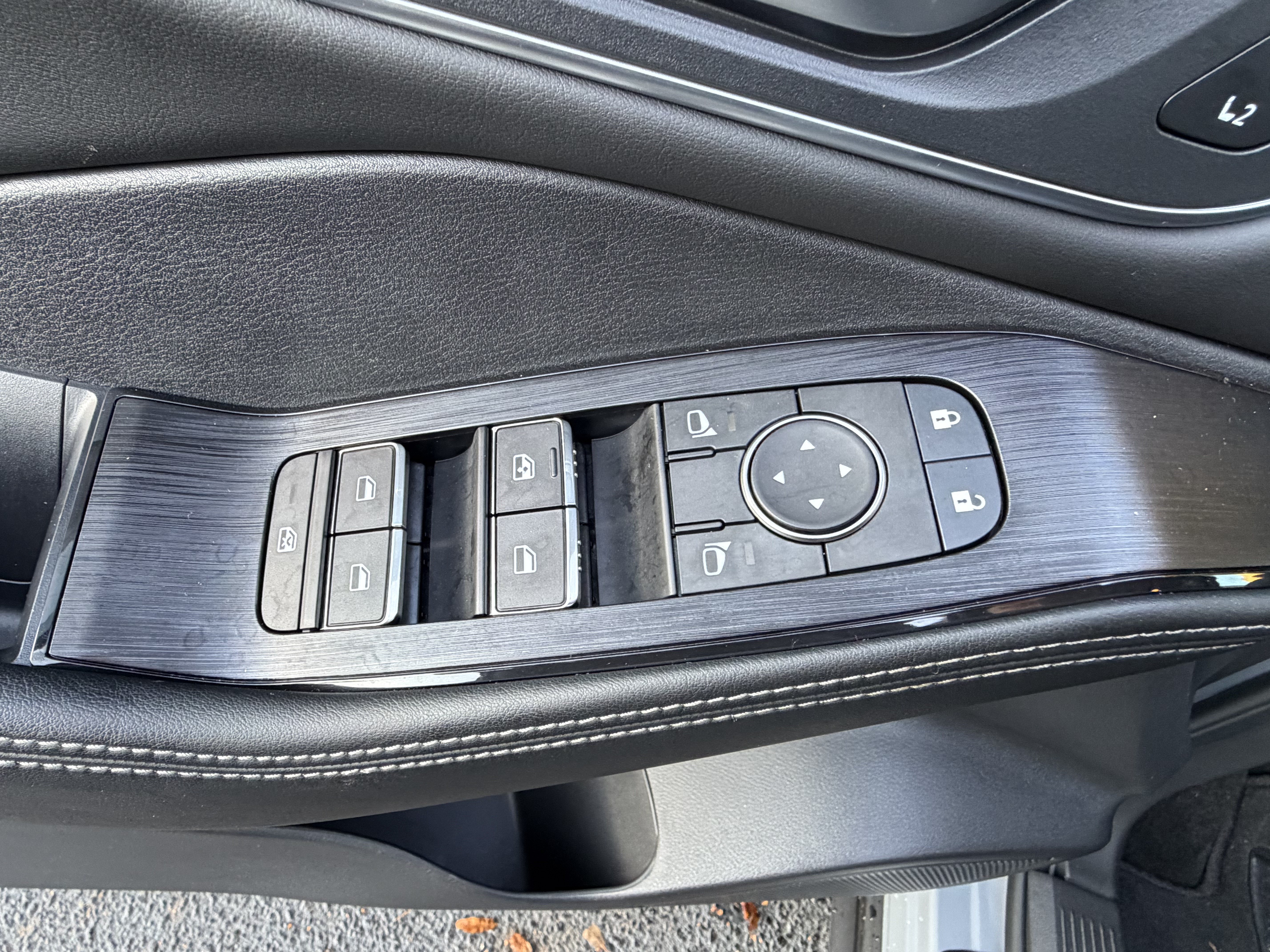 Used 2026 Nissan Rogue Platinum w/ Tech Package AWD/4WD image 13