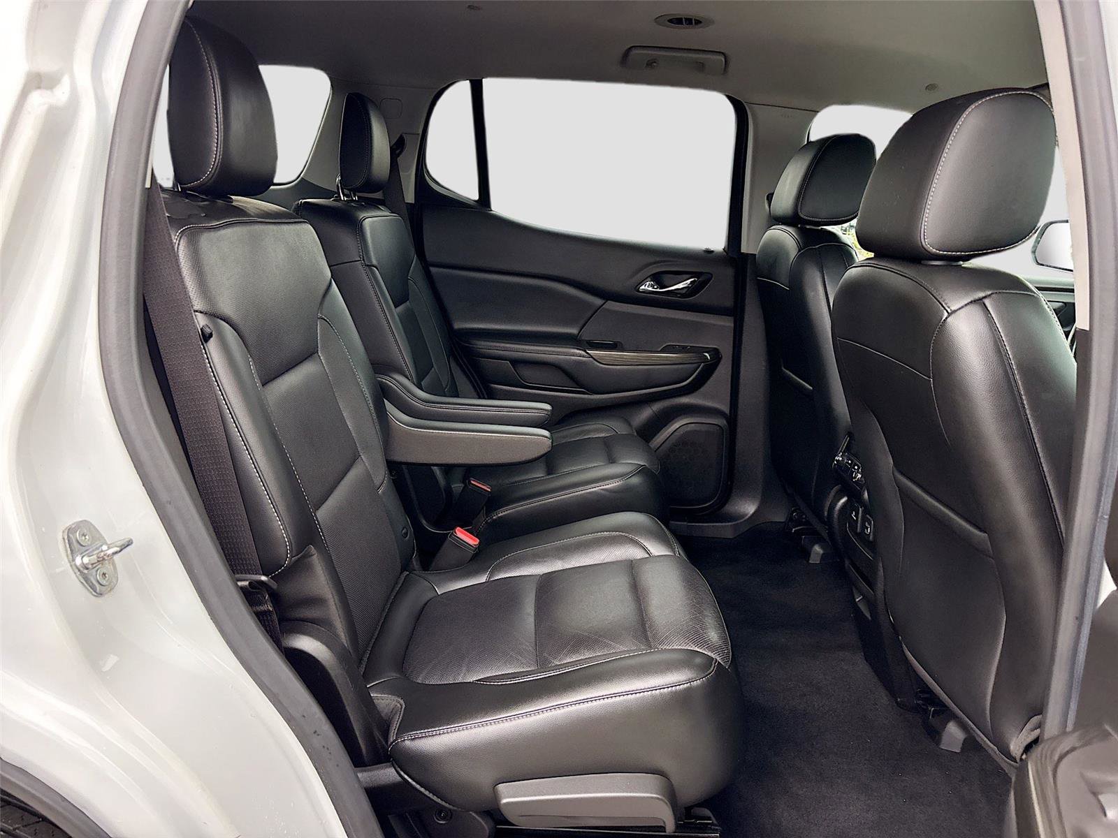 Used 2019 GMC Acadia SLT image 30