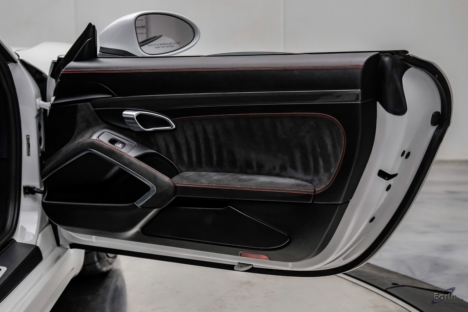 Used 2019 Porsche 718 Cayman GTS RWD image 86