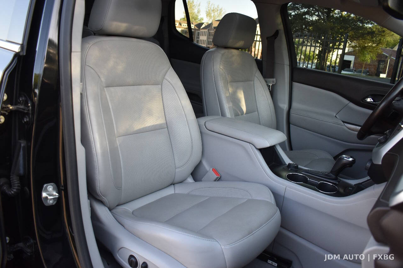 Used 2018 GMC Acadia SLT w/ LPO, Floor Liner Package AWD/4WD image 13