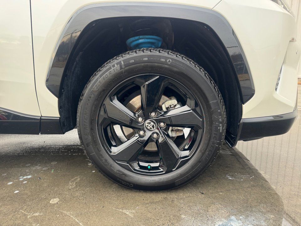 Used 2021 Toyota RAV4 XSE image 29