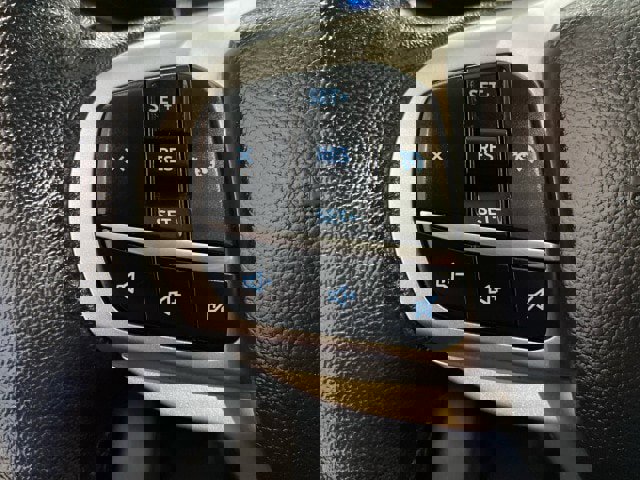 Certified 2022 Ford Explorer XLT w/ Equipment Group 202A image 23