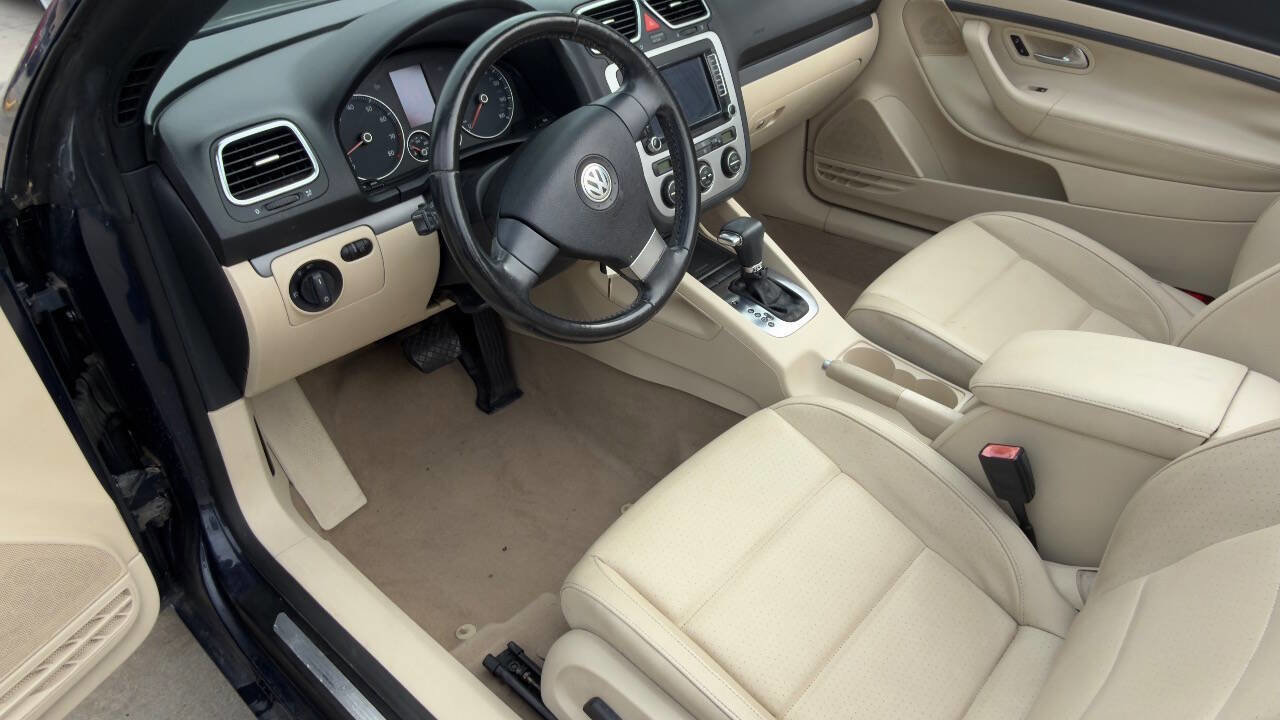 Used 2009 Volkswagen Eos Komfort FWD image 17