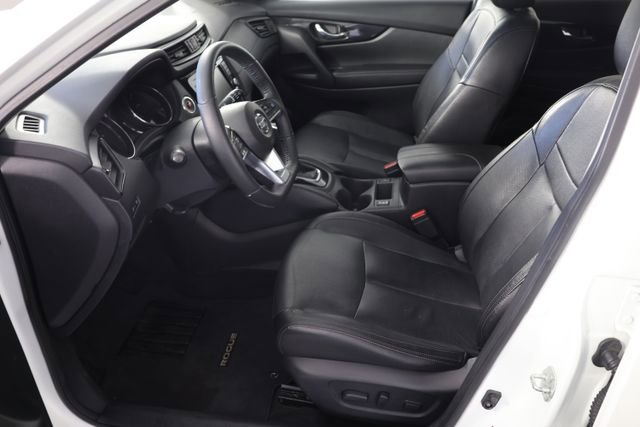 Used 2019 Nissan Rogue SL w/ Premium Package image 19