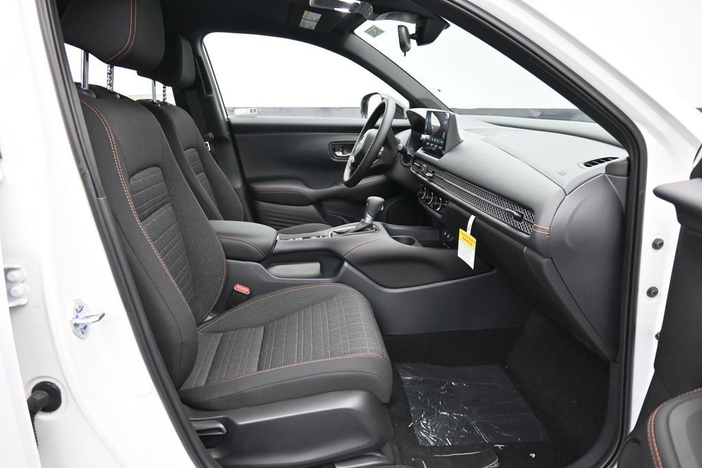 New 2026 Honda HR-V Sport image 25
