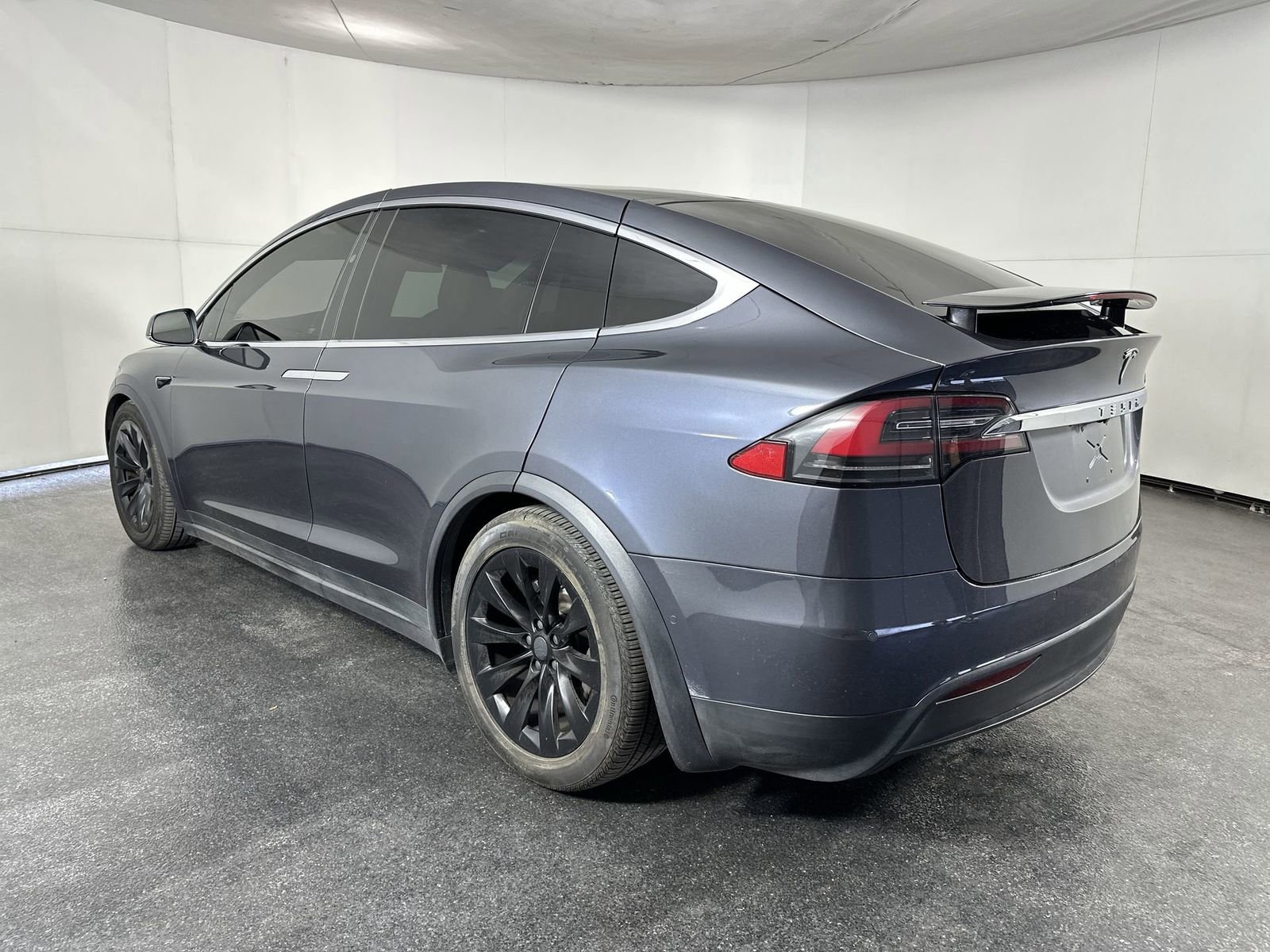 Used 2017 Tesla Model X 75D image 6