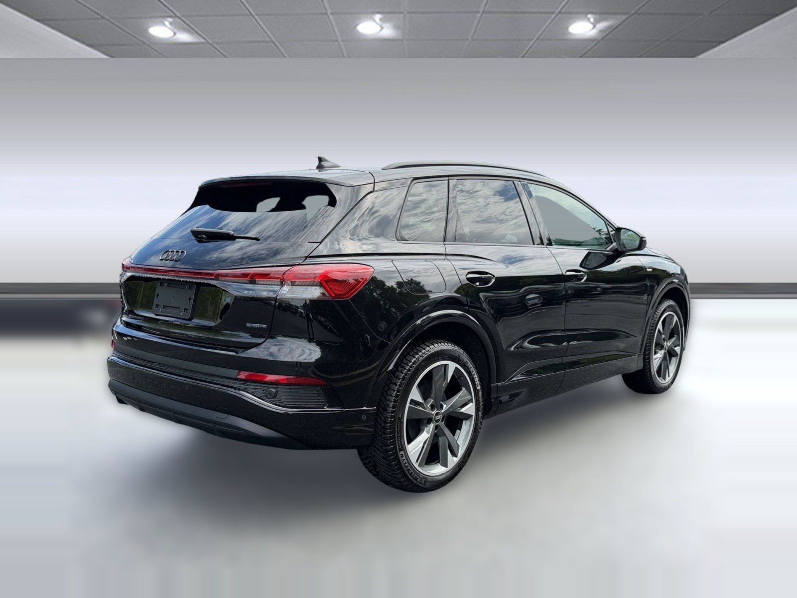 Used 2023 Audi Q4 e-tron Premium Plus w/ Premium Plus AWD/4WD image 9
