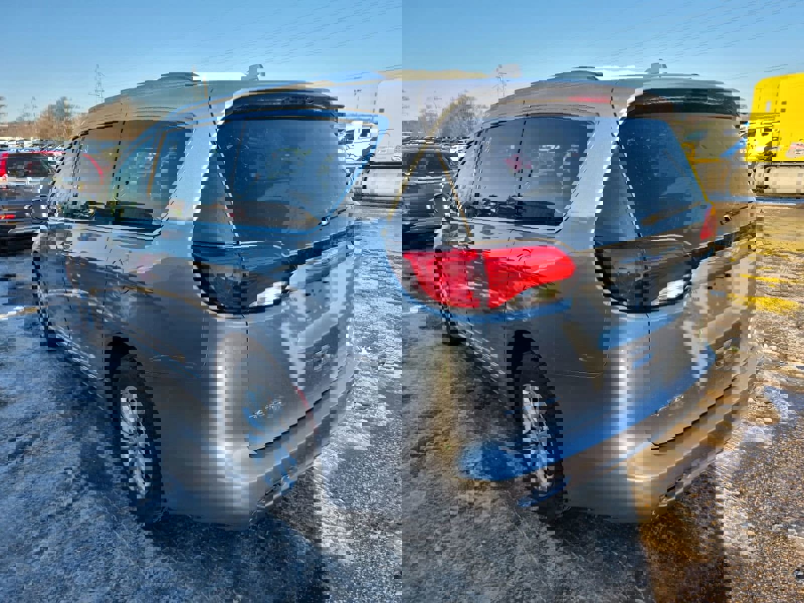 Used 2018 Chrysler Pacifica Touring-L Plus image 6