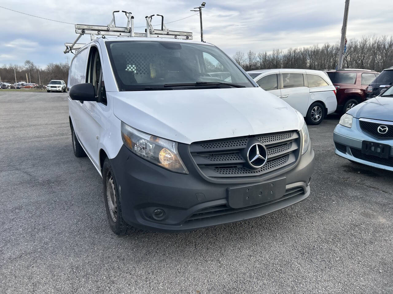 Used 2016 Mercedes-Benz Metris w/ Driver Efficiency Package image 4
