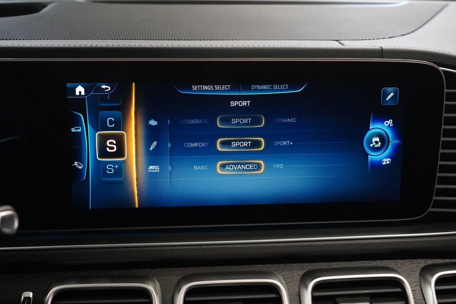 New 2026 Mercedes-Benz GLE 53 AMG 4MATIC image 28