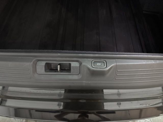 Used 2019 Land Rover Range Rover HSE image 21