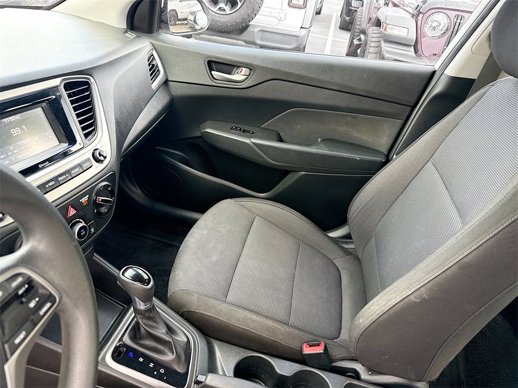Used 2018 Hyundai Accent SE image 25