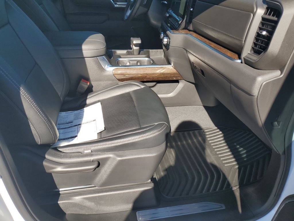 Certified 2026 GMC Sierra 1500 Elevation image 16