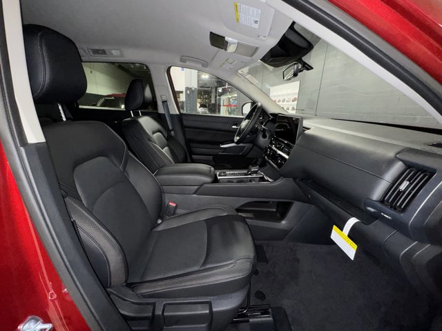 New 2026 Nissan Pathfinder SL AWD/4WD image 7