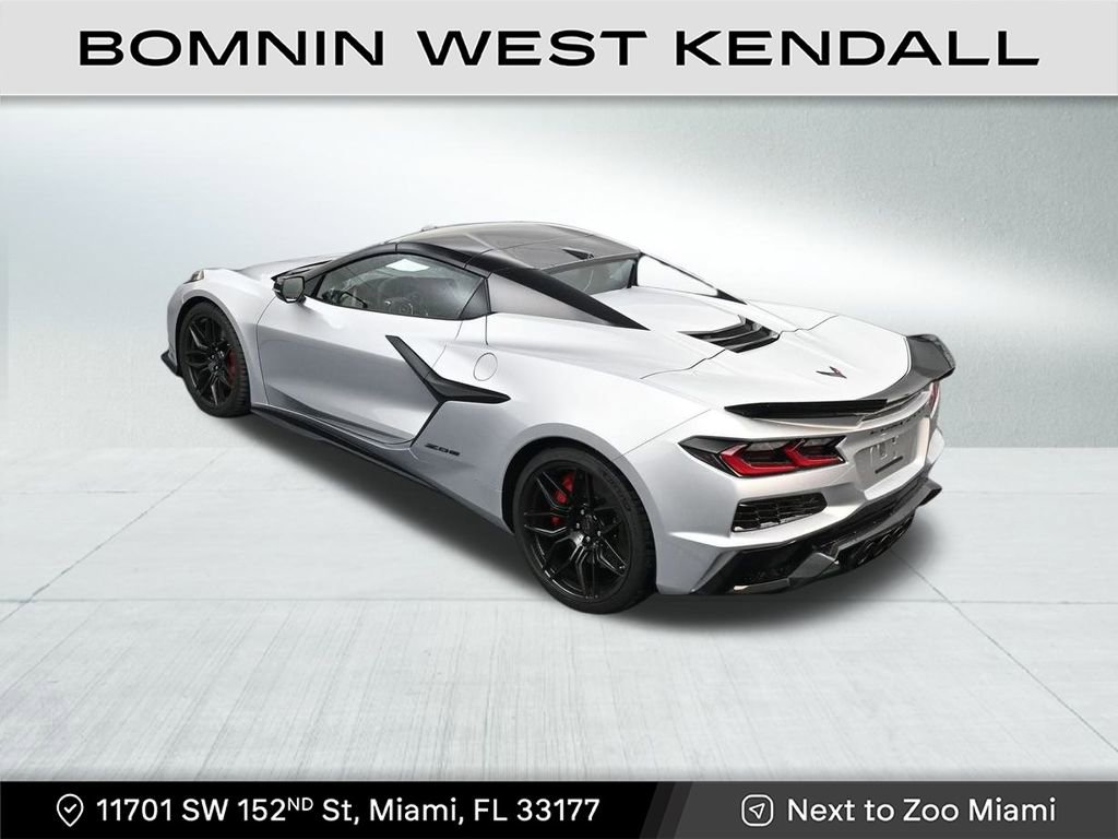 Used 2026 Chevrolet Corvette Z06 w/ Stealth Interior Trim Package image 14