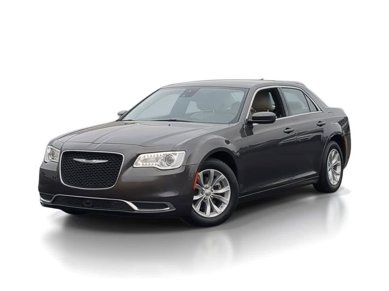 Used 2023 Chrysler 300 Touring w/ Safetytec Plus Group RWD image 1