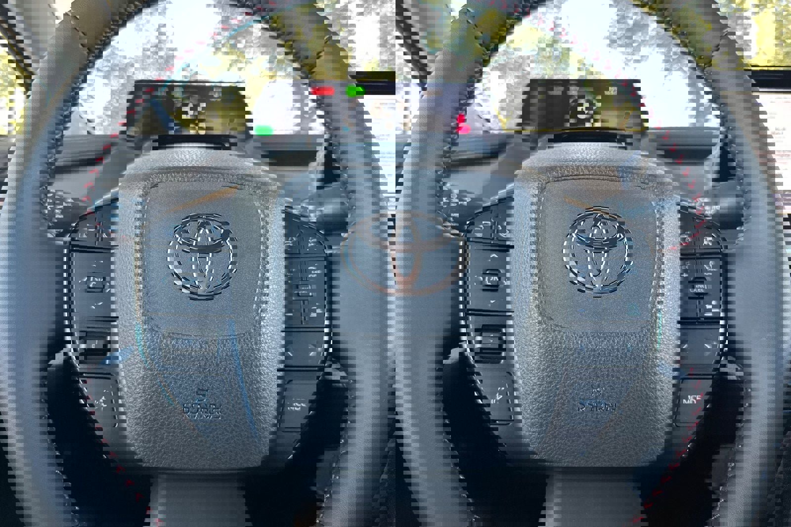 New 2026 Toyota Prius Plug-In Hybrid image 25